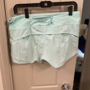 Lululemon speed short 2.5” in sea mist